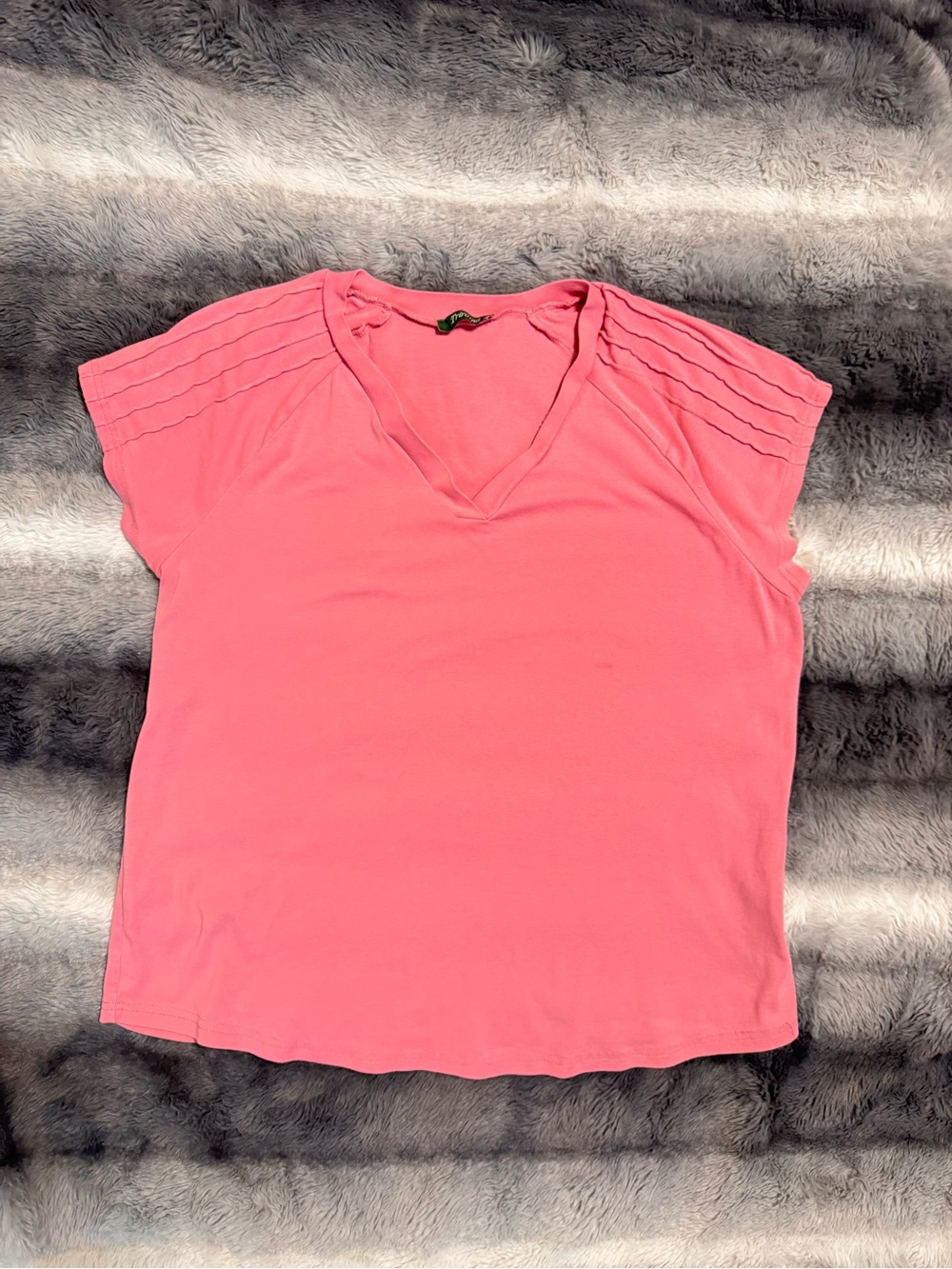 Light Pink V-Neck Short Sleeve Tee with Pleated Shoulder Detail